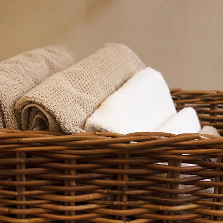 Fasanella Center 招待所