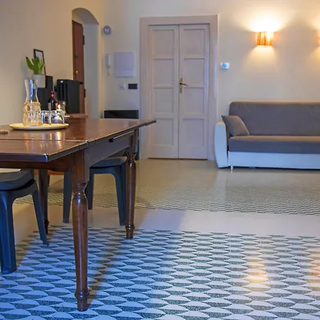 Guest house Fasanella Center 3*